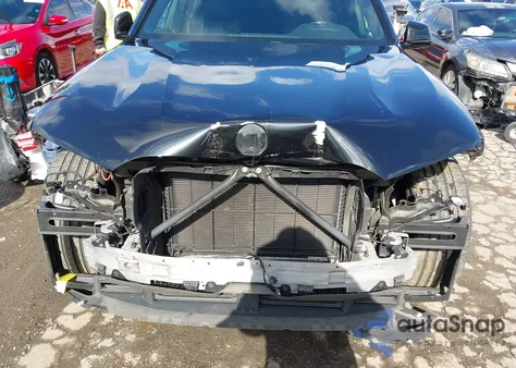 2021 BMW X7 xDrive40I z USA, uszkodzony, nr VIN 5UXCW2C01M9E52853